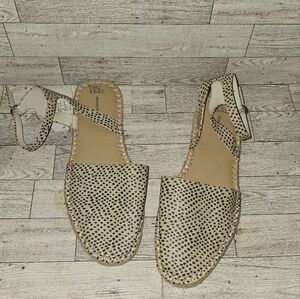 Time and Tru Tan and Black Espadrilles for Casual Elegance